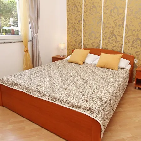 Gostinjska kuća Brnic Nara