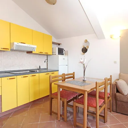 Brnic Nara Konukevi 3*