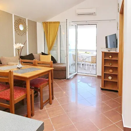 Brnic Nara 4*